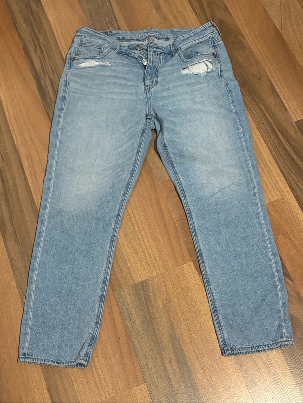 American Eagle Outfitters Light Wash Boyfriend Jeans with Distressed Knees